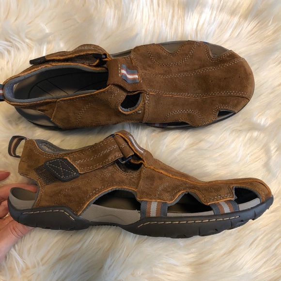 clarks outdoor sandals